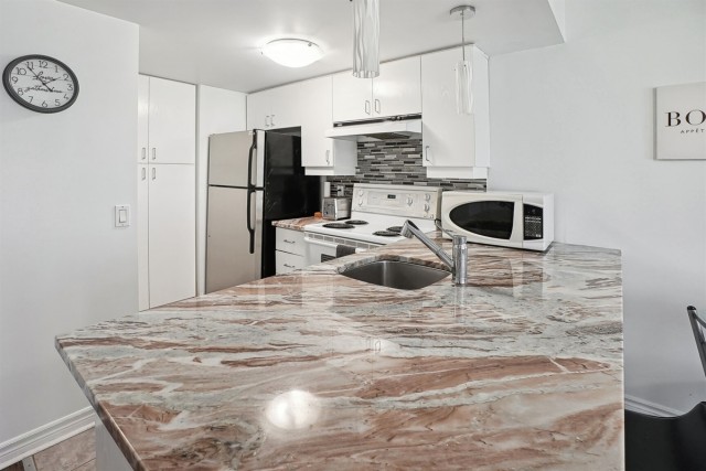  2 1/2 Quartier latin et centre-sud 70 $/jour. Appartement à louer Quartier latin et centre-sud