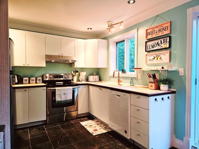  5 1/2 Longueuil 110 $/jour. Appartement à louer Longueuil