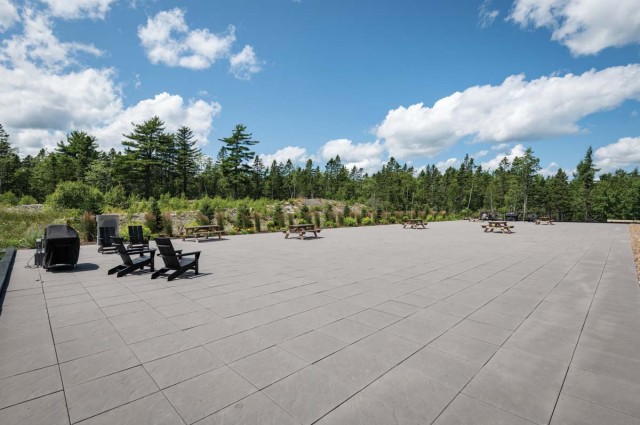 Dartmouth Apartment 2-3 b. $2,595/month. Apartment for rent in Dartmouth