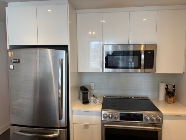 Downtown - Montreal  2 b. $93/day. Apartment for rent in Downtown - Montreal