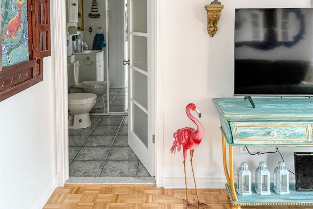 Quartier latin and south-central  3 b. $100/day. Apartment for rent in Quartier latin and south-central