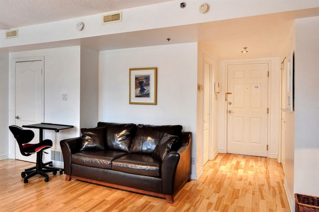  2 1/2 Centre-ville - Montréal 78 $/jour. Appartement à louer Centre-ville - Montréal