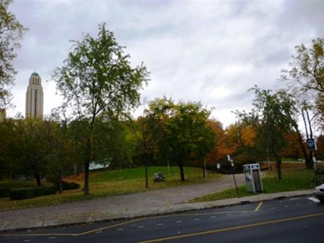 Cote-des-Neiges  2 b. $78/day. Apartment for rent in Cote-des-Neiges