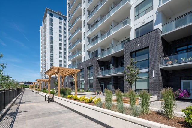 London Apartment 2 b. $2,295/month. Apartment for rent in London