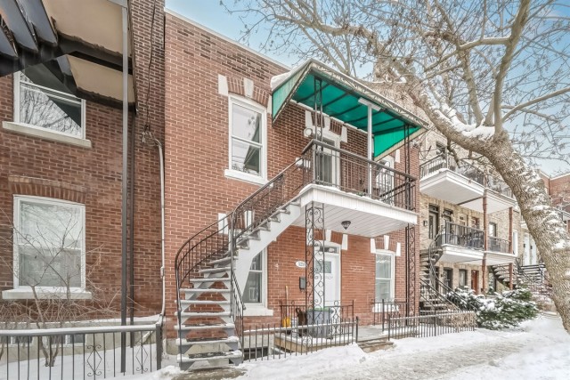 Ville-Emard and Cote-St-Paul  2 b. $76/day. Apartment for rent in Ville-Emard and Cote-St-Paul