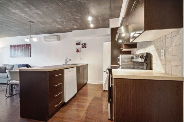  2 1/2 Quartier latin et centre-sud 78 $/jour. Appartement à louer Quartier latin et centre-sud