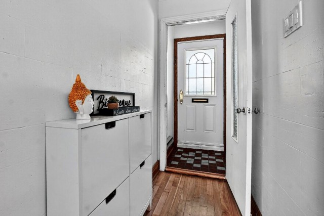 Rosemont,  Petite-Patrie  3 b. $98/day. Apartment for rent in Rosemont,  Petite-Patrie