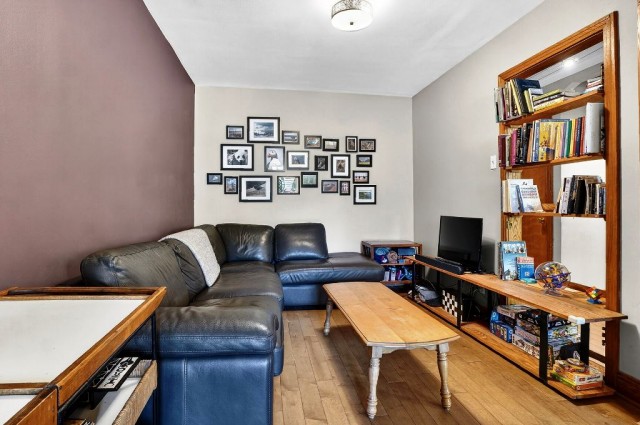 Rosemont,  Petite-Patrie  2 b. $77/day. Apartment for rent in Rosemont,  Petite-Patrie