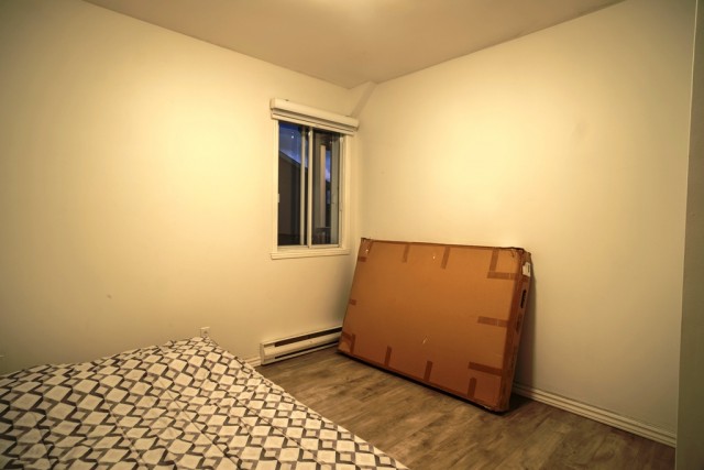  4 1/2 Ste-Rose 84 $/jour. Appartement à louer Ste-Rose