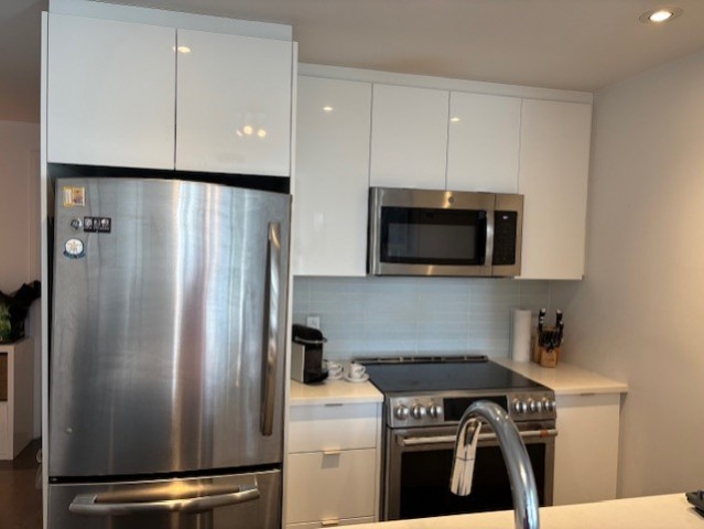 Downtown - Montreal  2 b. $93/day. Apartment for rent in Downtown - Montreal
