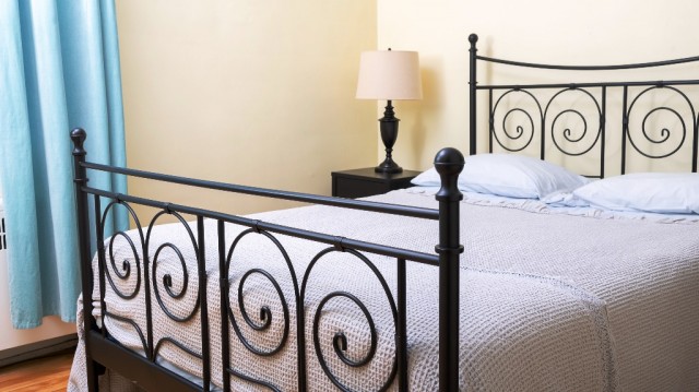 Cote-des-Neiges  2 b. $85/day. Apartment for rent in Cote-des-Neiges