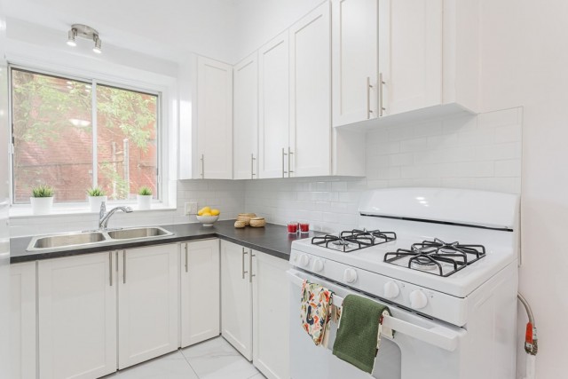 Downtown - Montreal Apartment 2 b. $2,095/month. Apartment for rent in Downtown - Montreal