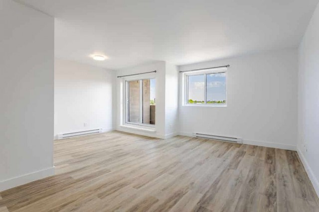 Ville-Saint-Laurent Apartment 2 b. $1,895/month. Apartment for rent in Ville-Saint-Laurent