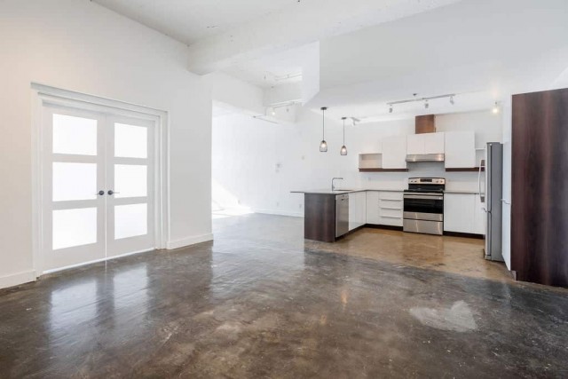 Plateau Mont-Royal Apartment 1-2 b. $2,020/month. Apartment for rent in Plateau Mont-Royal