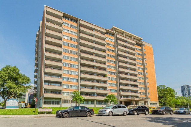 Ville-Saint-Laurent Apartment 1 b. $1,275/month. Apartment for rent in Ville-Saint-Laurent