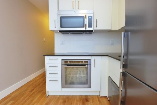 Greater Toronto Area Apartment Studio $1,400/month. Apartment for rent in Greater Toronto Area