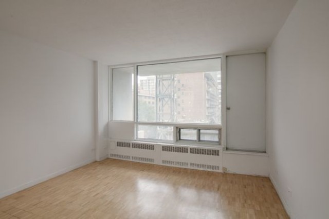 Quartier latin and south-central Apartment Studio $1,195/month. Apartment for rent in Quartier latin and south-central