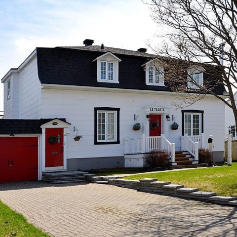 Quebec city Apartment 2 b. $1,225/month. Apartment for rent in Quebec city