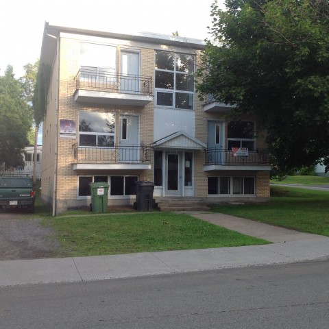 Quebec city Apartment 2 b. $1,225/month. Apartment for rent in Quebec city