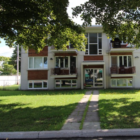 Quebec city Apartment 1-2 b. $1,025/month. Apartment for rent in Quebec city