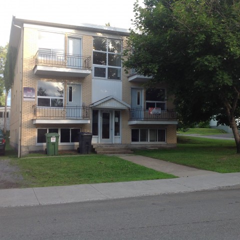 Quebec city Apartment 2 b. $1,225/month. Apartment for rent in Quebec city