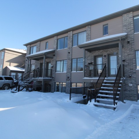 St-Hyacinthe Apartment 3 b. $1,650/month. Apartment for rent in St-Hyacinthe