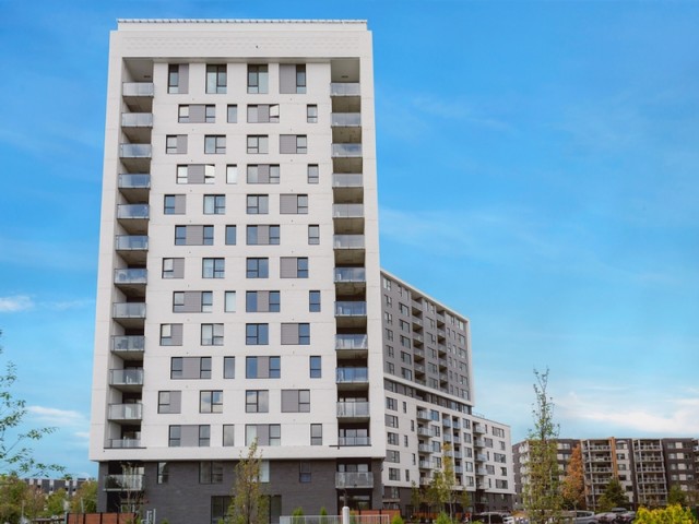 Longueuil Apartment 3 b. $2,900/month. Apartment for rent in Longueuil