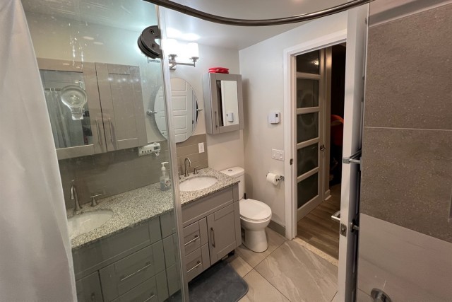 Ahuntsic and Cartierville  2 b. $84/day. Apartment for rent in Ahuntsic and Cartierville