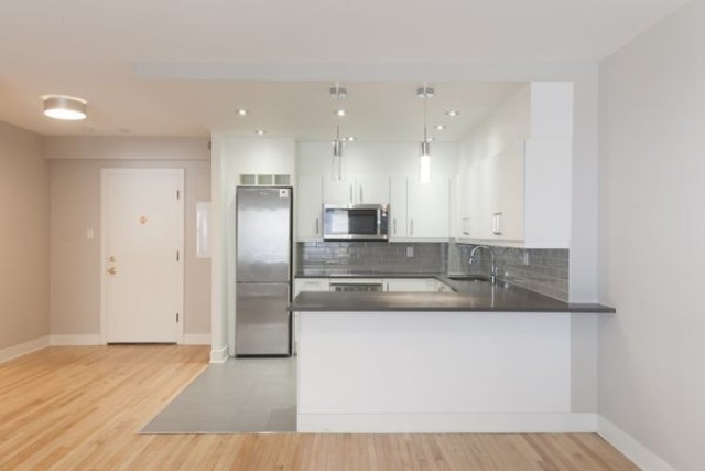 Downtown - Montreal Apartment 2 b. $2,095/month. Apartment for rent in Downtown - Montreal