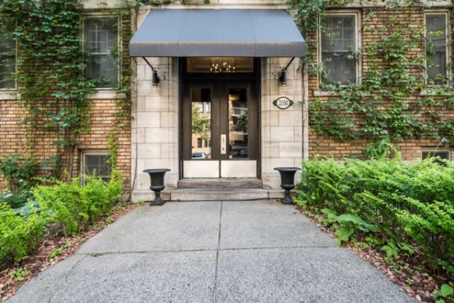 Downtown - Montreal Apartment Studio $1,285/month. Apartment for rent in Downtown - Montreal