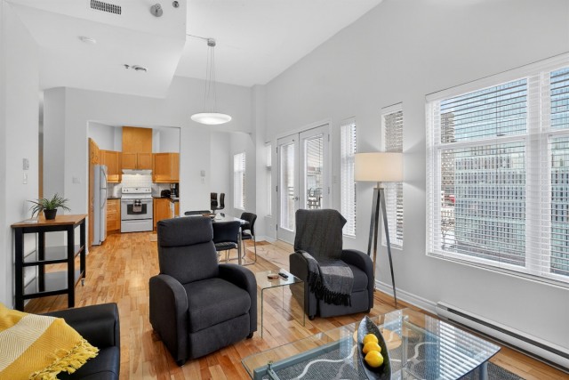 Downtown - Montreal  2 b. $103/day. Apartment for rent in Downtown - Montreal