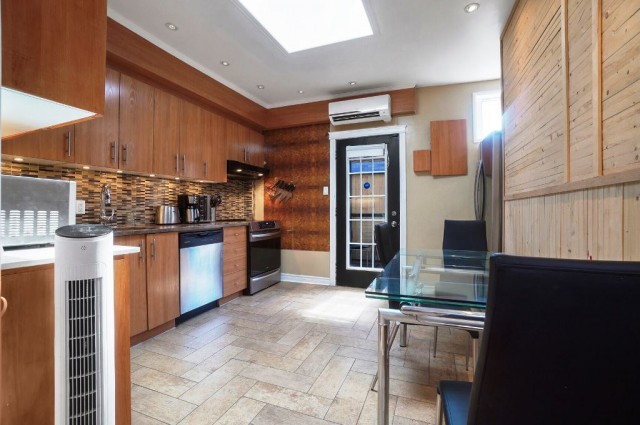  4 1/2 Plateau Mont-Royal 73 $/jour. Appartement à louer Plateau Mont-Royal