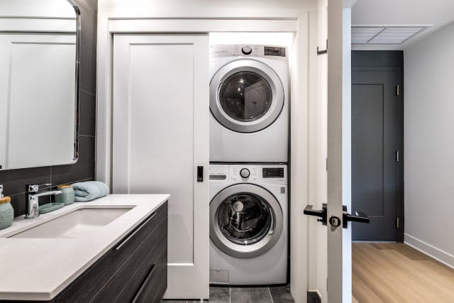 Little-Burgundy and Griffintown Apartment 2 b. $2,465/month. Apartment for rent in Little-Burgundy and Griffintown