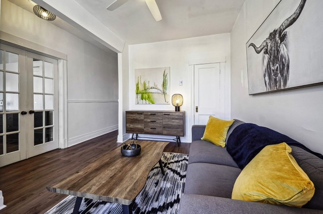 Hochelaga-Maisonneuve  1 b. $90/day. Apartment for rent in Hochelaga-Maisonneuve