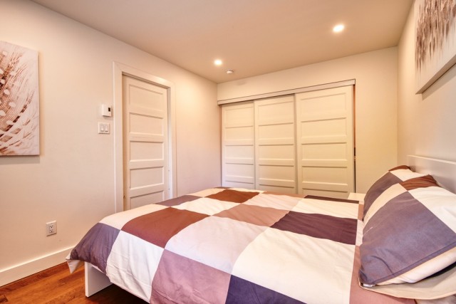 Mercier and Nouveau-Rosemont  1 b. $50/day. Apartment for rent in Mercier and Nouveau-Rosemont