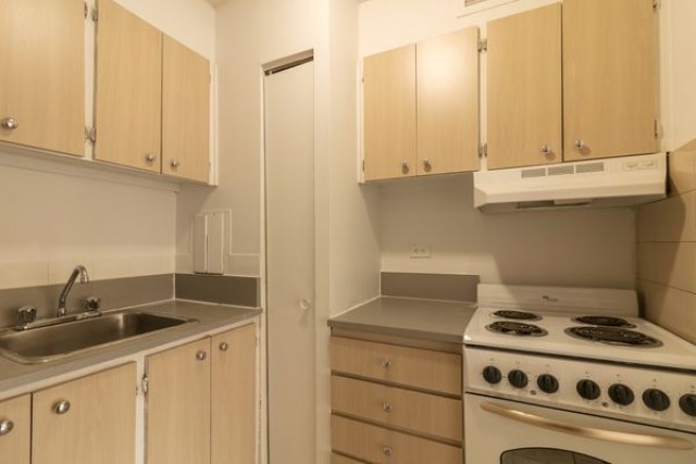 Quartier latin and south-central Apartment 2 b. $2,129/month. Apartment for rent in Quartier latin and south-central