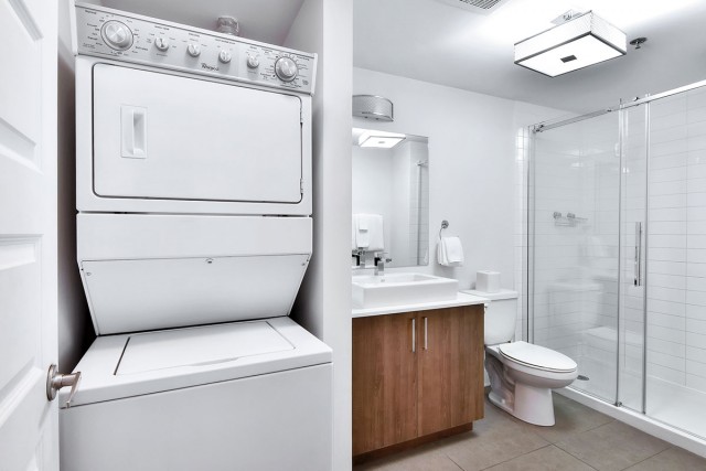 Quartier latin and south-central Apartment Studio $1,490/month. Apartment for rent in Quartier latin and south-central