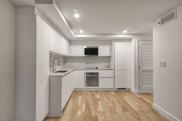 Downtown - Montreal Apartment 1 b. $2,095/month. Apartment for rent in Downtown - Montreal