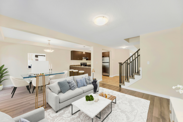 London Apartment 4+ b. $2,925/month. Apartment for rent in London