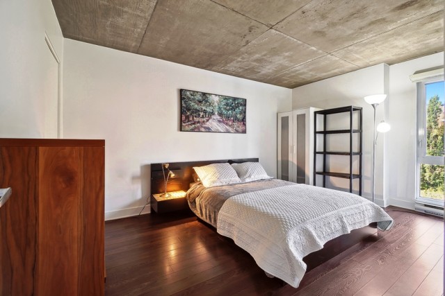 Quartier latin and south-central  1 b. $78/day. Apartment for rent in Quartier latin and south-central