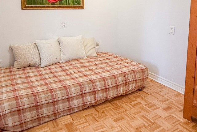 Quartier latin and south-central  3 b. $100/day. Apartment for rent in Quartier latin and south-central