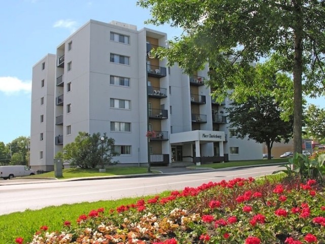 Quebec city Apartment Studio $2,999/month. Apartment for rent in Quebec city