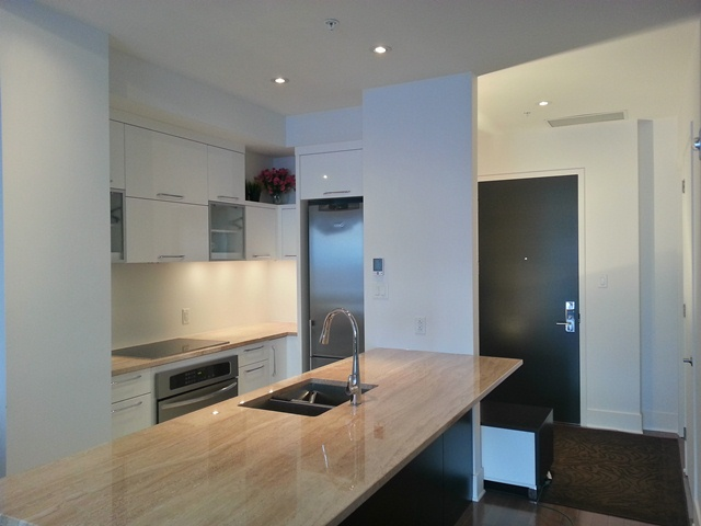 Old Montreal  1 b. $84/day. Apartment for rent in Old Montreal