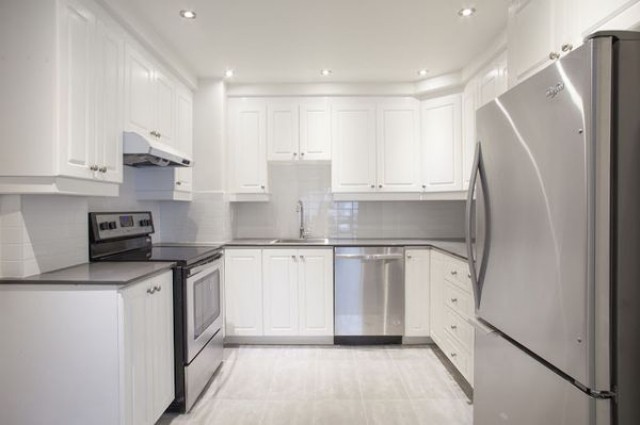 Saint-Lambert Apartment 2 b. $2,595/month. Apartment for rent in Saint-Lambert