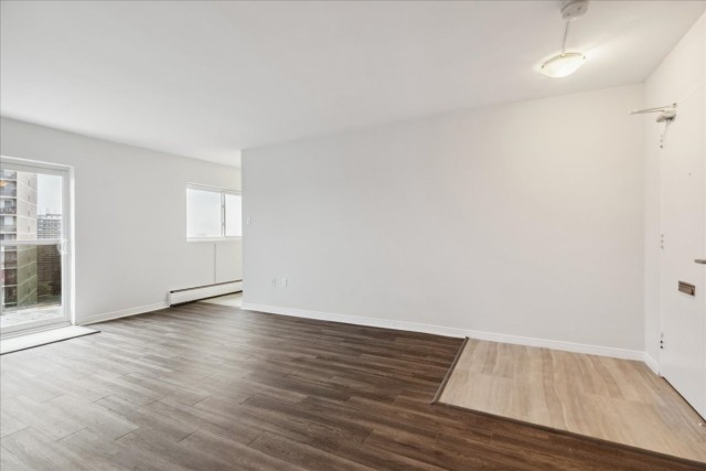 Appartement 4 1/2 London 1 595 $/mois. Appartement à louer London