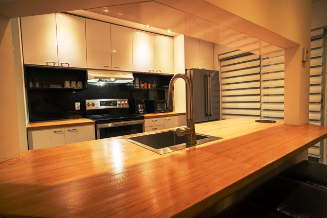  4 1/2 Ste-Rose 84 $/jour. Appartement à louer Ste-Rose