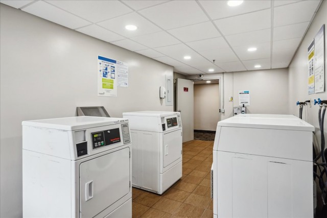 Appartement 2 1/2 London 1 485 $/mois. Appartement à louer London