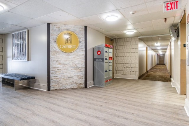 Appartement 2 1/2 London 1 400 $/mois. Appartement à louer London