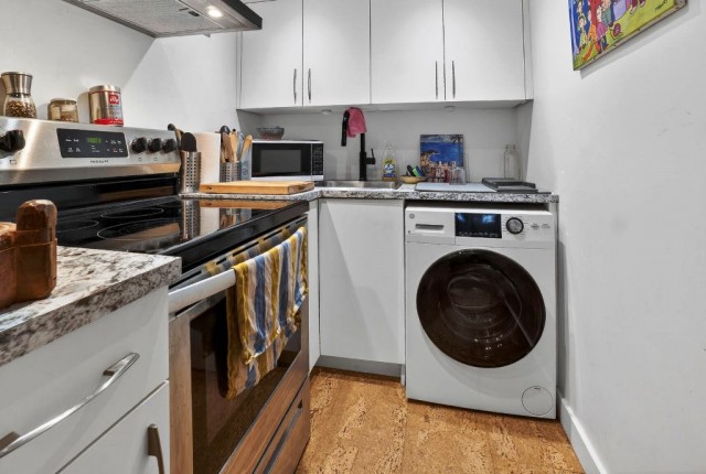 Outremont  1 b. $45/day. Apartment for rent in Outremont