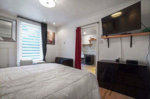 Plateau Mont-Royal  2 b. $73/day. Apartment for rent in Plateau Mont-Royal